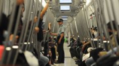 Metro CDMX: hombre se tira a las vías de la línea 8 y cierran estación Escuadrón 201