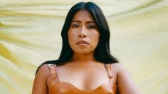 Yalitza Aparicio se luce durante exposición de Cartier con elegante vestido de gala en color olivo