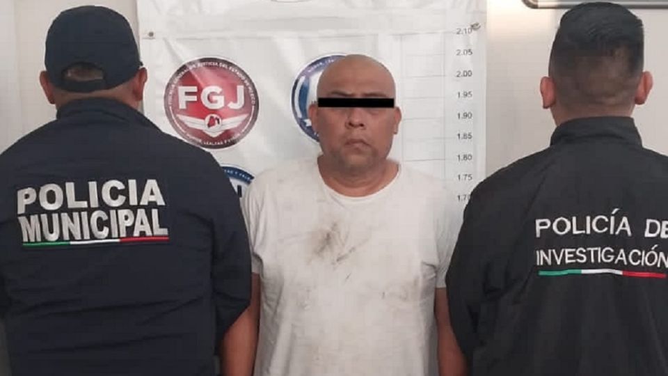 Los policías señalaron que Juan Manuel ‘N’, intentó persuadirlos.