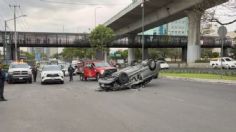 Caos en Periférico: auto vuelca frente a Perisur, dirección San Jerónimo