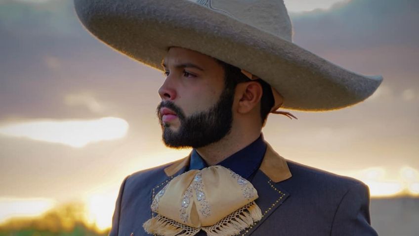 Leonardo Aguilar desbanca a su padre y con esta foto demuestra que fue él quien heredó el porte charro de don Antonio