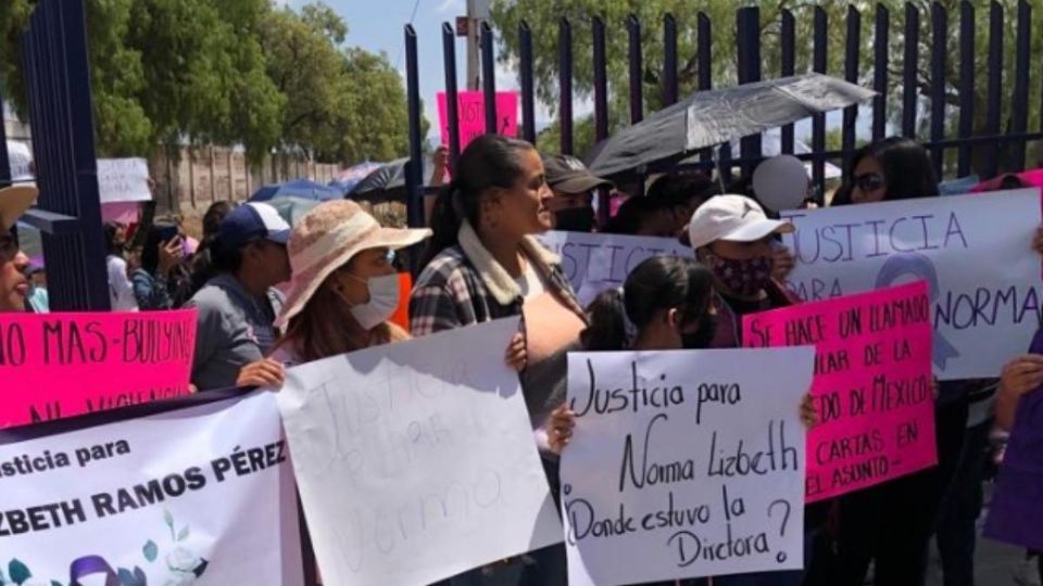 Familiares y amigos exigen justicia en el caso.