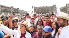 Miembros del gabinete, políticos y otros personajes acompañaron a AMLO al Zócalo