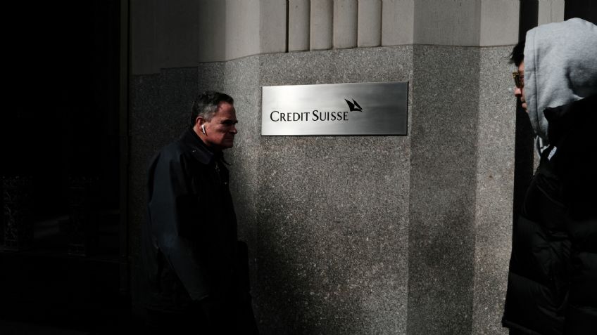 Evalúan vender al banco Credit Suisse para salvarlo