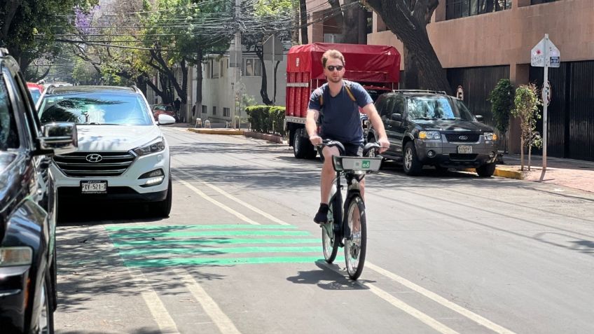 Ciclistas y vecinos apoyan carril para bicicletas en la Escandón