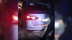 VIDEO | Tras persecución, capturan auto con reporte de robo