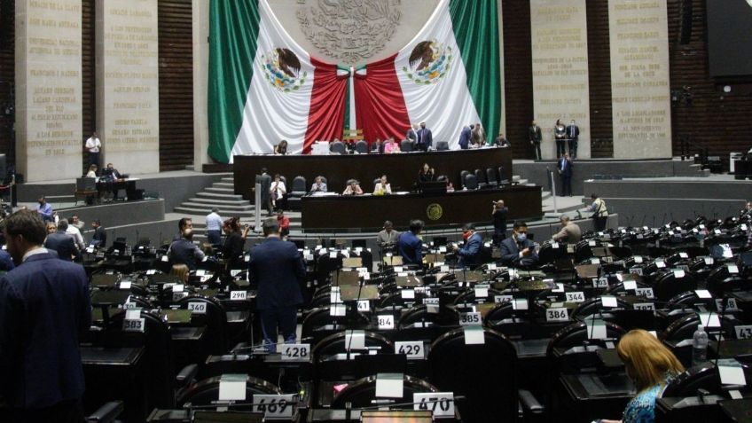 Diputados federales no cumplirán con sentencia para imponer a una mujer al frente del INE