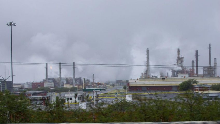 AMLO cuestiona críticas a la refinería Cadereyta: "Todo se usa con propósitos político electorales"