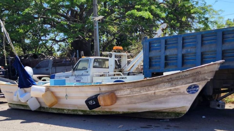 Esta es la lancha donde fueron encontrados