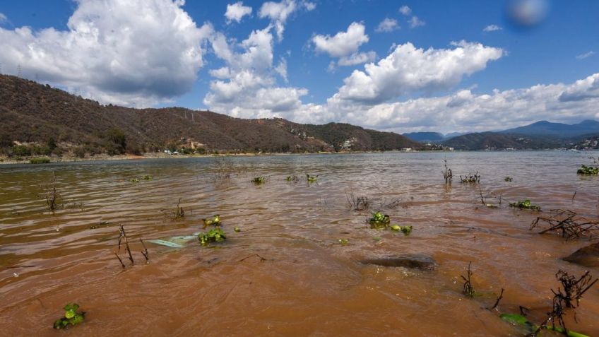 La Sedena "bombardeará" el cielo del Edomex y la CDMX para provocar lluvias en el Sistema Cutzamala