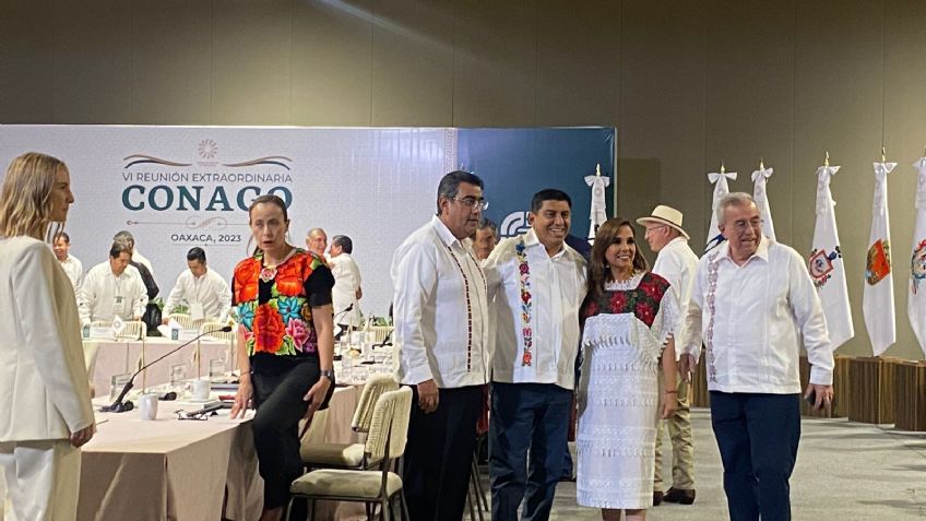 Oaxaca recibe a los gobernadores, a John Kerry y Ken Salazar para la VI Reunión Extraordinaria de la Conago