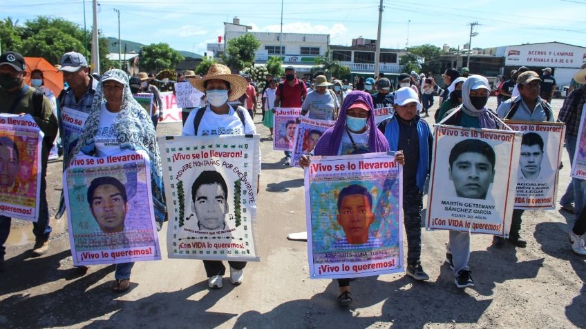 AMLO toma las riendas del caso Ayotzinapa: no habrá impunidad ni olvido