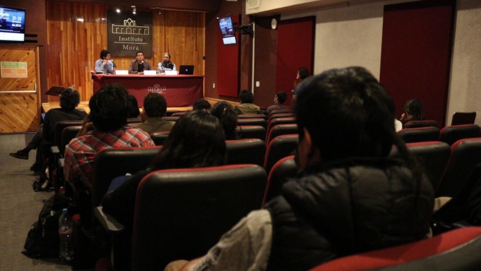 Autoridades locales trabajan en mesas para presentar un catálogo fílmico con la memoria de la CDMX