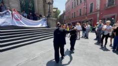 Baile y cumbia protagonizan la protesta de los sonideros en el Congreso de la CDMX