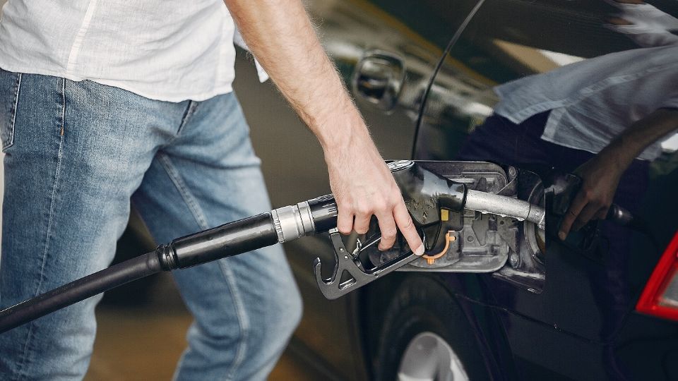 Nuevo León se mantiene como la entidad en donde se vende la gasolina al mayor precio