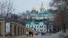 Monjes ortodoxos se niegan a abandonar su monasterio en Kiev