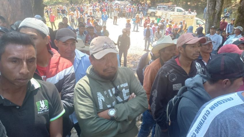 Guerrero: pobladores de comunidades de La Sierra se manifiestan en instalaciones del cuartel regional de Puerto del Gallo