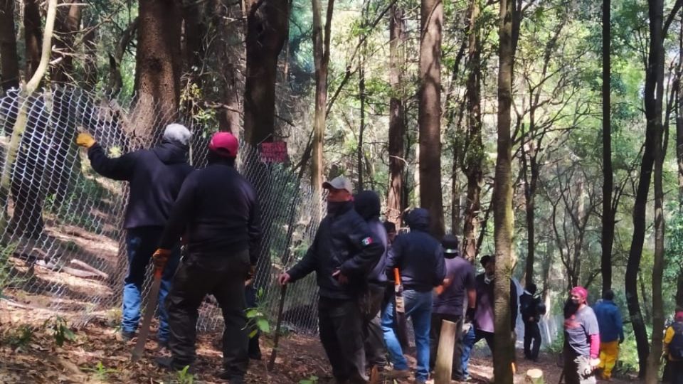 Autoridades retiran malla ciclónica que afectaba al Suelo de Conservación en Santa Rosa Xochiac