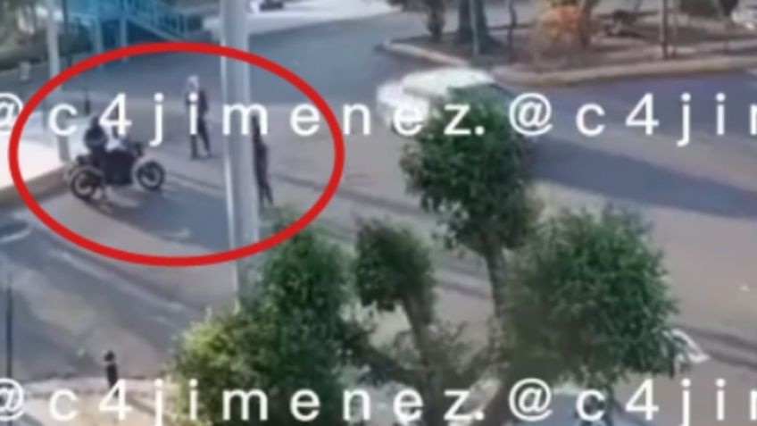 VIDEO | Un ladrón fue traicionado por sus cómplices: lo asesinaron a balazos tras pelear por motín