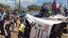 Fallaron los frenos: un trágico accidente de autobús deja 14 universitarios muertos