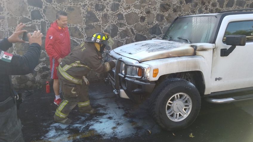 Alfredo Adame: se incendia la lujosa camioneta Hummer del actor, bomberos atendieron la emergencia