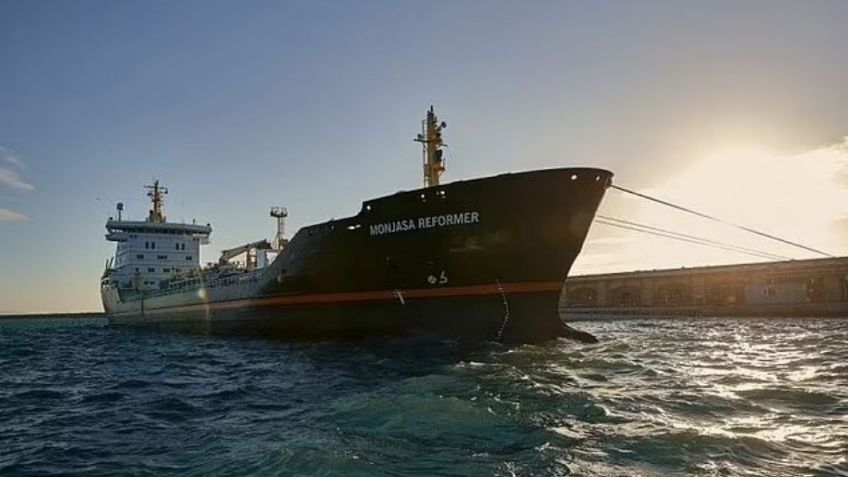 Aún existen los piratas: encerraron a dieciséis tripulantes durante cinco días en un barco petrolero