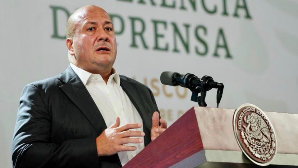 El gobernador de Jalisco fue hospitalizado.