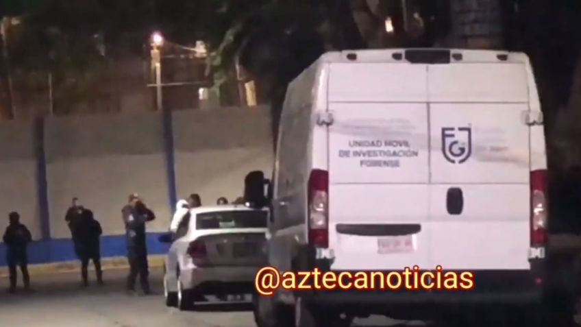 Acribillan a hombre dentro de su vehículo en la colonia Morelos