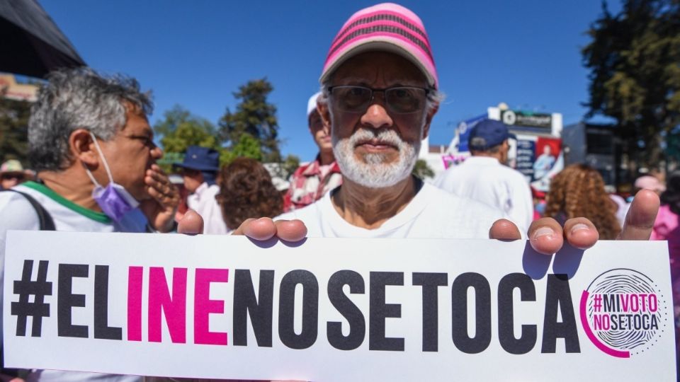 Lorenzo Córdova anticipó que los trabajadores acudirán a las instancias correspondientes a demandar que no sean eliminadas las plazas