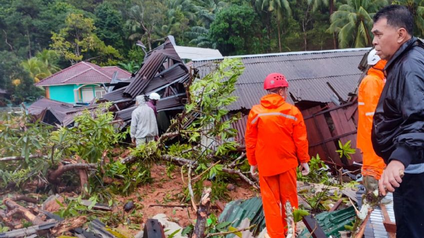 Aludes de tierra en Indonesia provocan 10 muertos