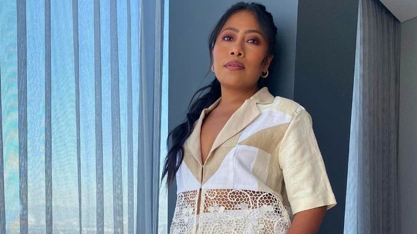 Yalitza Aparicio luce la minifalda de mezclilla ideal para la primavera