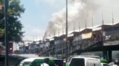 Reportan fuerte incendio en Tlalpan, sobre el puente rumbo al Estadio Azteca