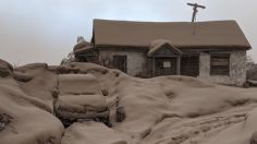 VIDEO | Impresionante erupción sepulta con ceniza poblaciones en Rusia