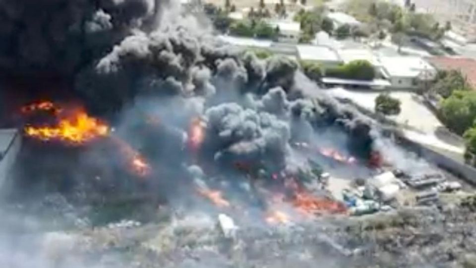 El incendio también afectó a los lotes baldíos que se encontraban en los 200 metros a la redonda