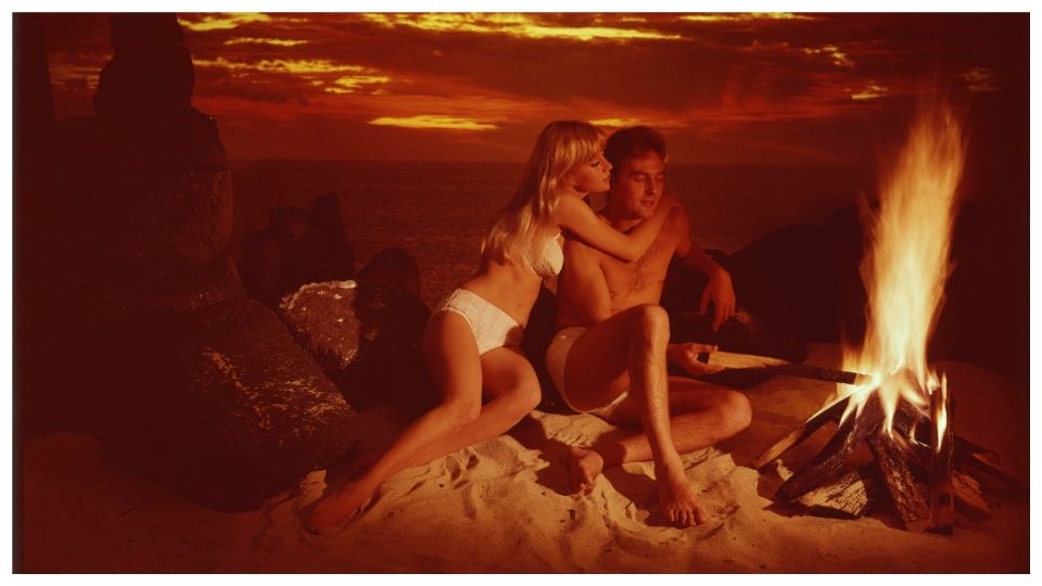 Jack Gilbert y modelo FP playa atardecer