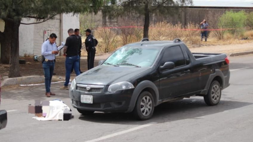 Atropellan y matan a peatón que intentaba cruzar la carretera al Chichimeco, Jesús María