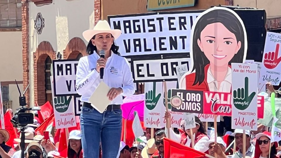 La candidata visitó primero San José Rincón, y posteriormente El Oro