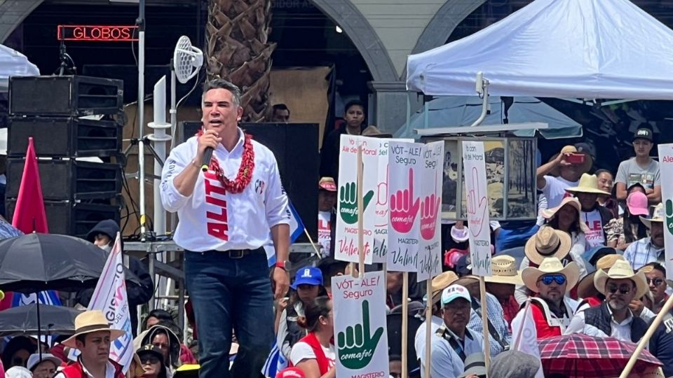 Alejandro Moreno asiste al a campaña de Alejandra Del Moral en San Felipe del Progreso