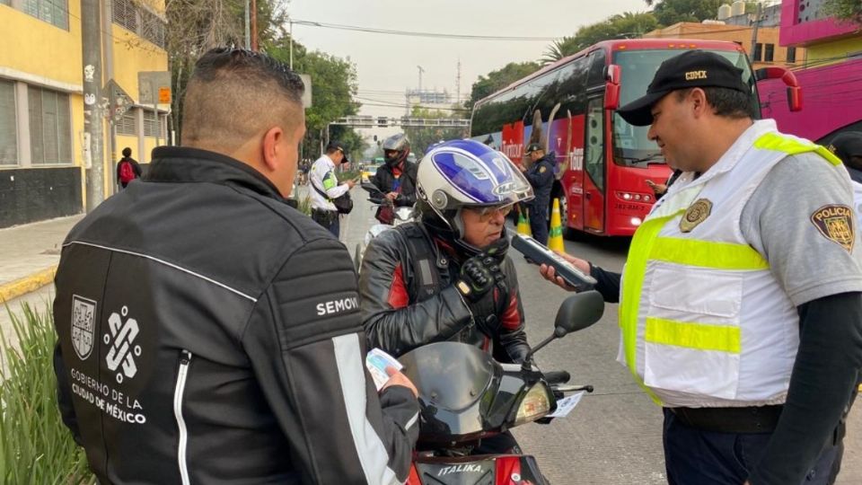 En los operativos, las autoridades ha realizado mil 385 remisiones de motociclistas