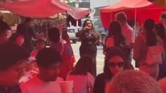 Cantantes de ópera se hacen virales tras presentarse en un puesto de tacos del tianguis