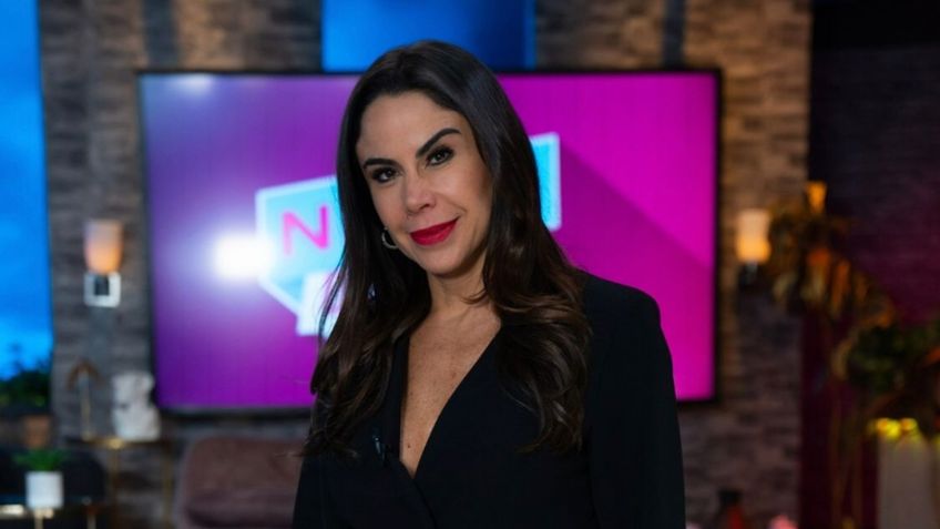 Paola Rojas derrocha estilo y elegancia con impactante jumpsuit bicolor