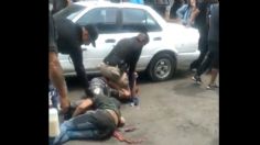 VIDEO: dan brutal golpiza a ladrones en Los Reyes La Paz, policías los rescataron de ser linchados