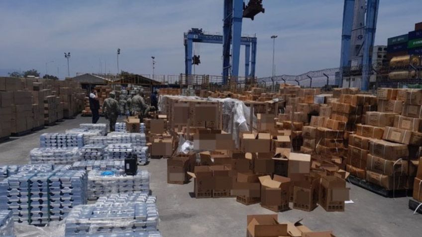 Incauta la Secretaría de Marina 11 mil 520 botellas de tequila llenas de metanfetamina