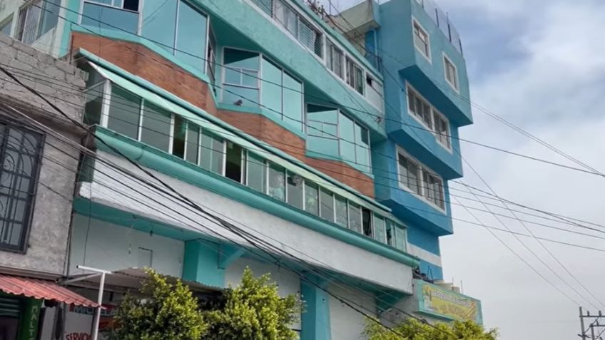 VIDEO | Así es por dentro la gigantesca casa invertida de Ecatepec: escaleras, pasadizos y sigilo