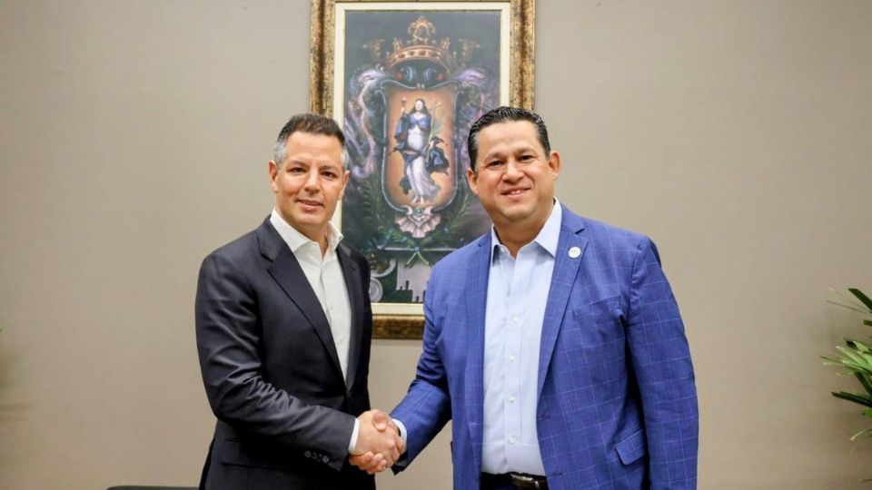 El exgobernador oaxaqueño también se reunió con empresarios,