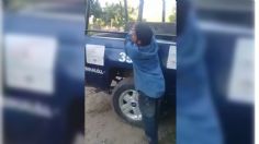 VIDEO | Policías tablean a sujeto en Escuinapa, Sinaloa