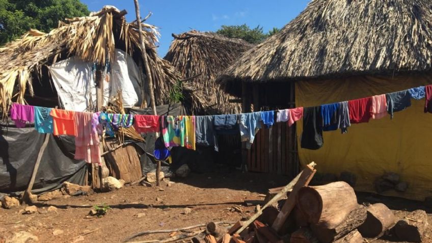 Detienen a tres desplazados de Laguna Larga, frontera México-Guatemala: buscaban comida para sus familias