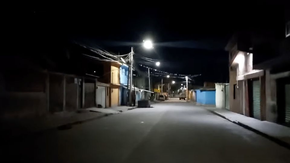 Entre las partes de las calles sin iluminar sí podría haber riesgos.