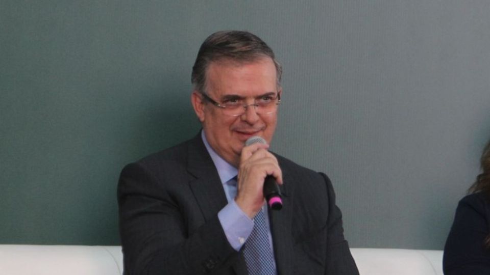 Ebrard asegura que viola la libertad de expresión de los ciudadanos
