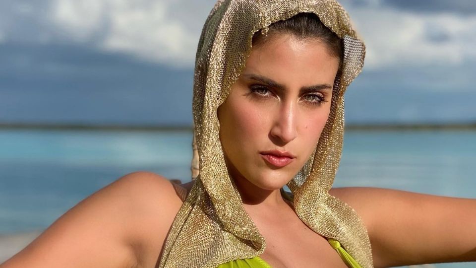 La famosa conductora derrocha estilo con sus looks de playa.